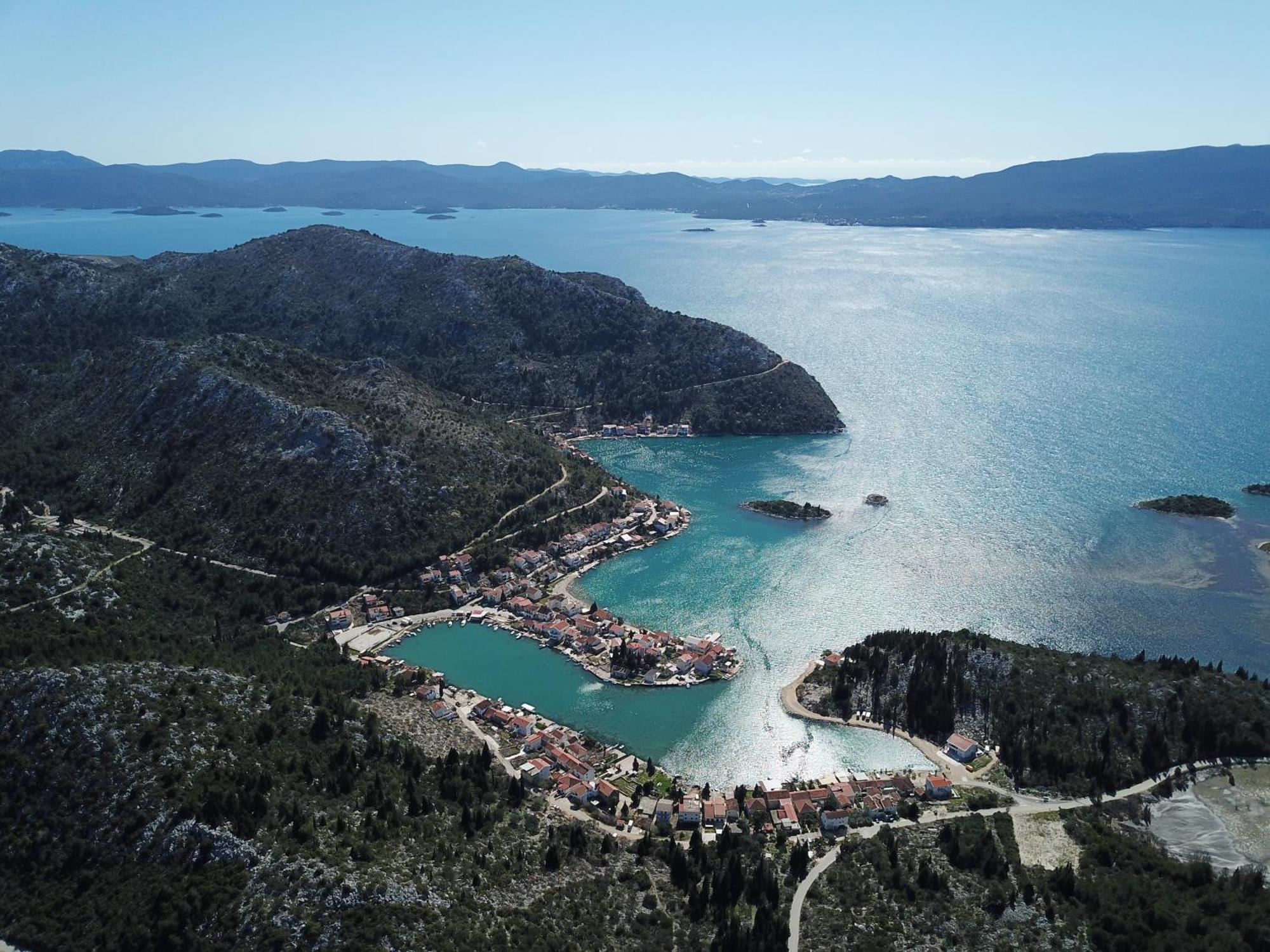 Apartments Azzurro Blace Εξωτερικό φωτογραφία