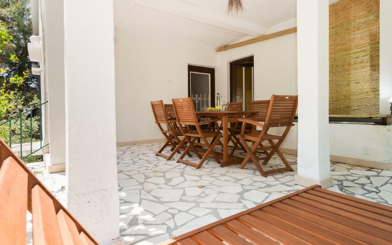 Apartments Azzurro Blace Εξωτερικό φωτογραφία