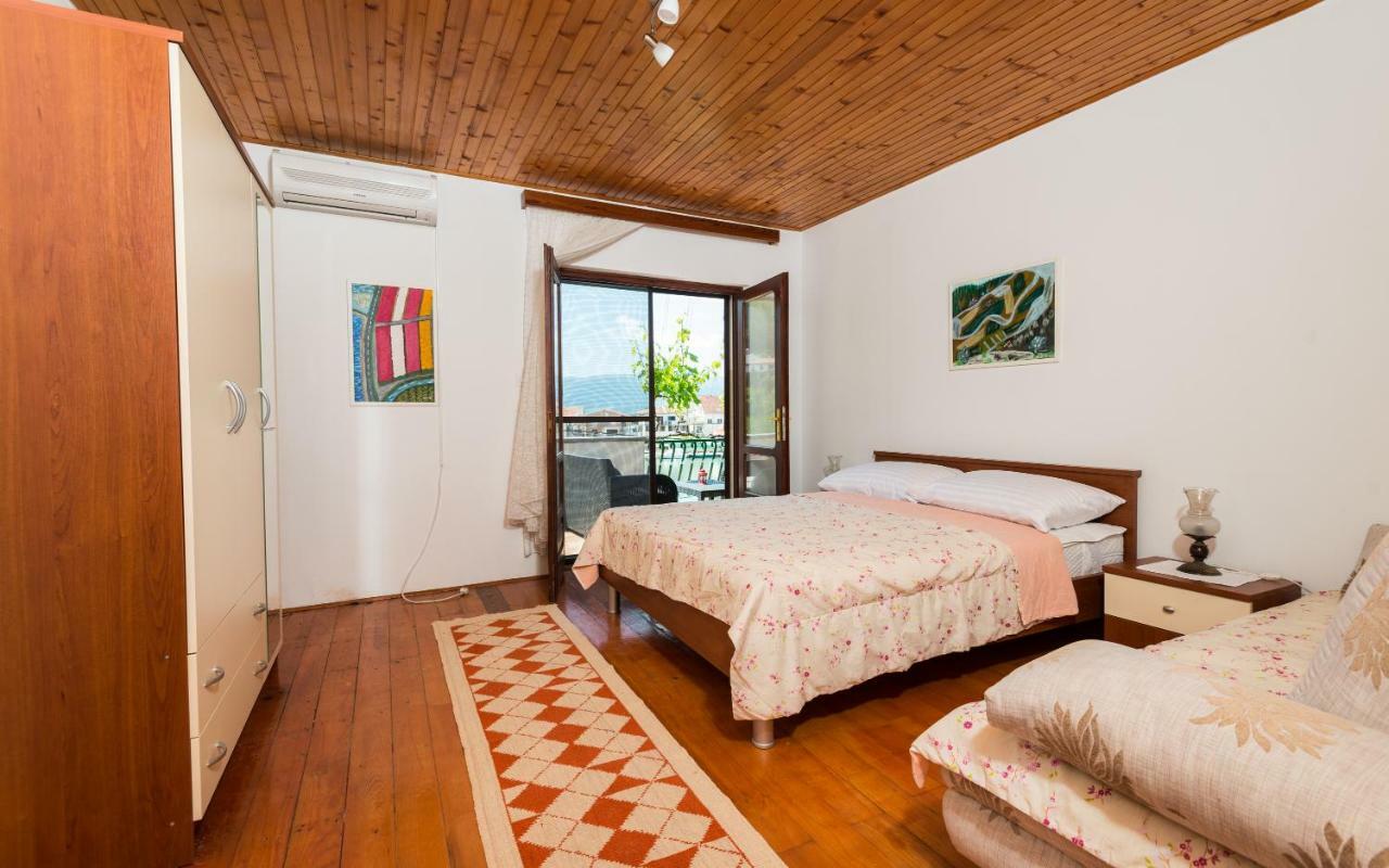 Apartments Azzurro Blace Εξωτερικό φωτογραφία