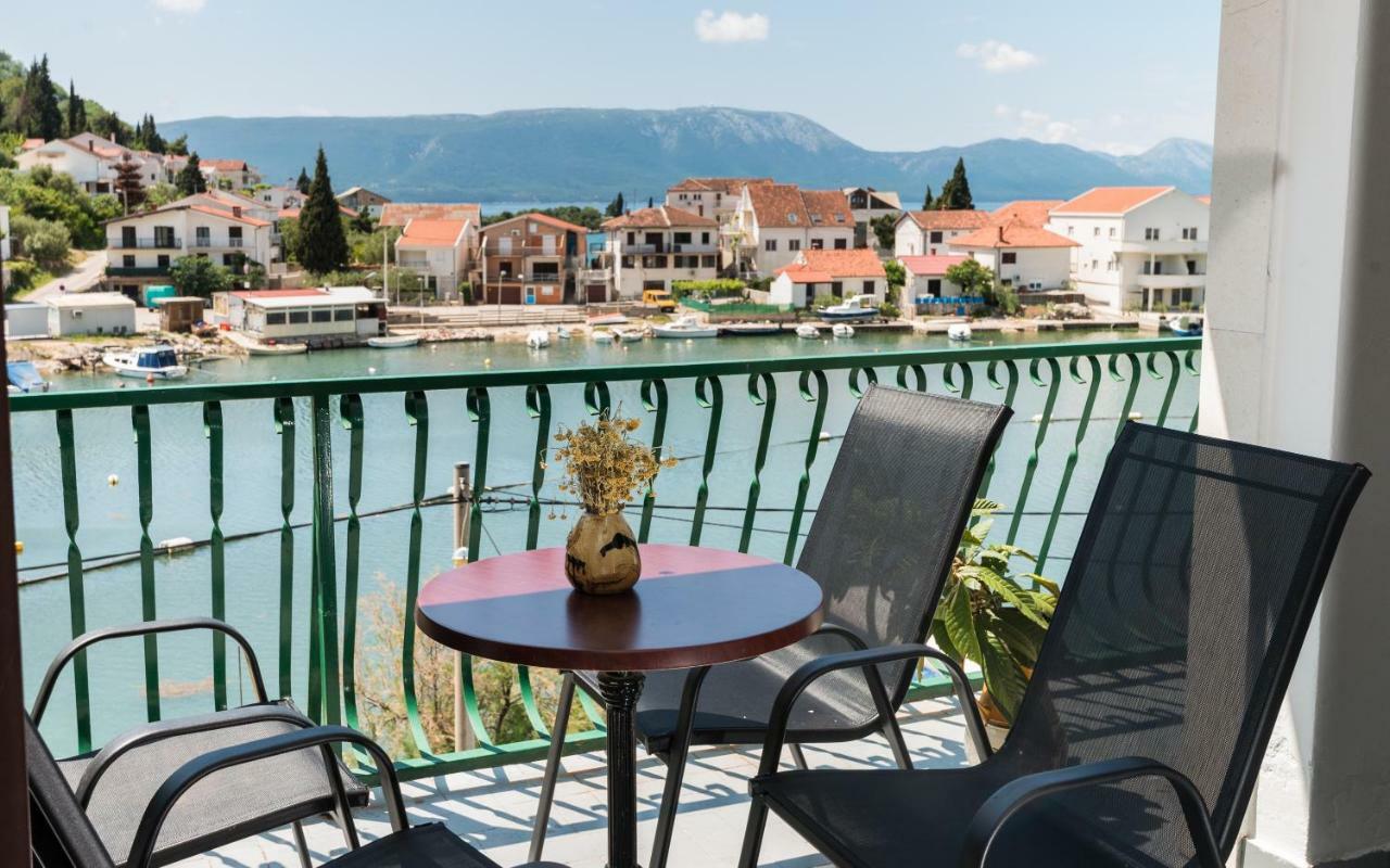 Apartments Azzurro Blace Εξωτερικό φωτογραφία