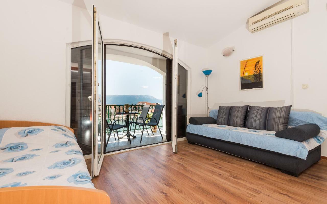 Apartments Azzurro Blace Εξωτερικό φωτογραφία