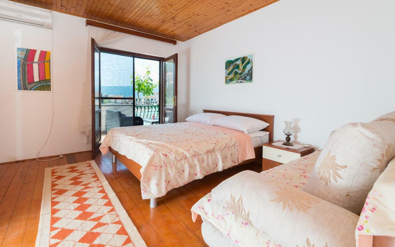 Apartments Azzurro Blace Εξωτερικό φωτογραφία
