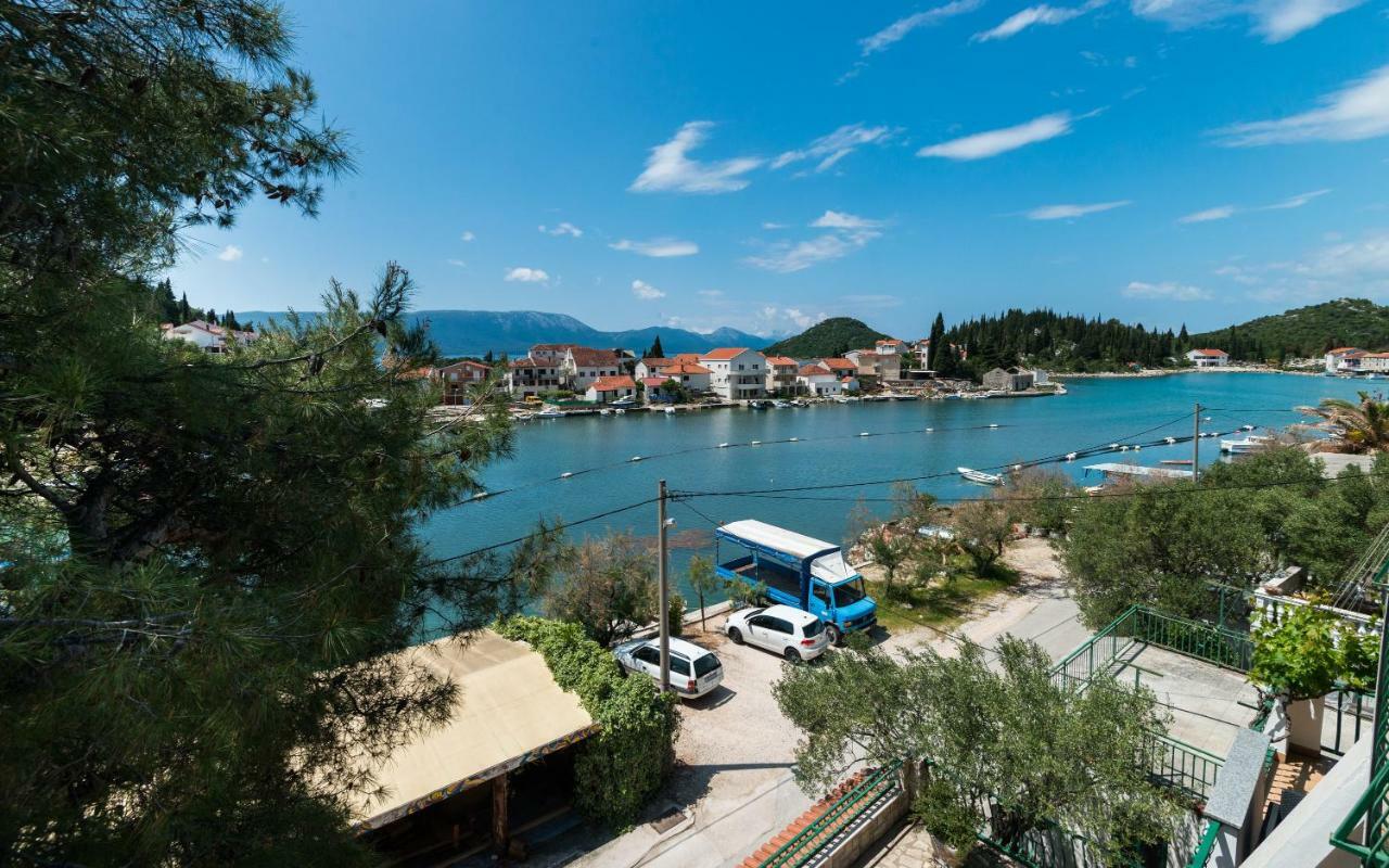Apartments Azzurro Blace Εξωτερικό φωτογραφία