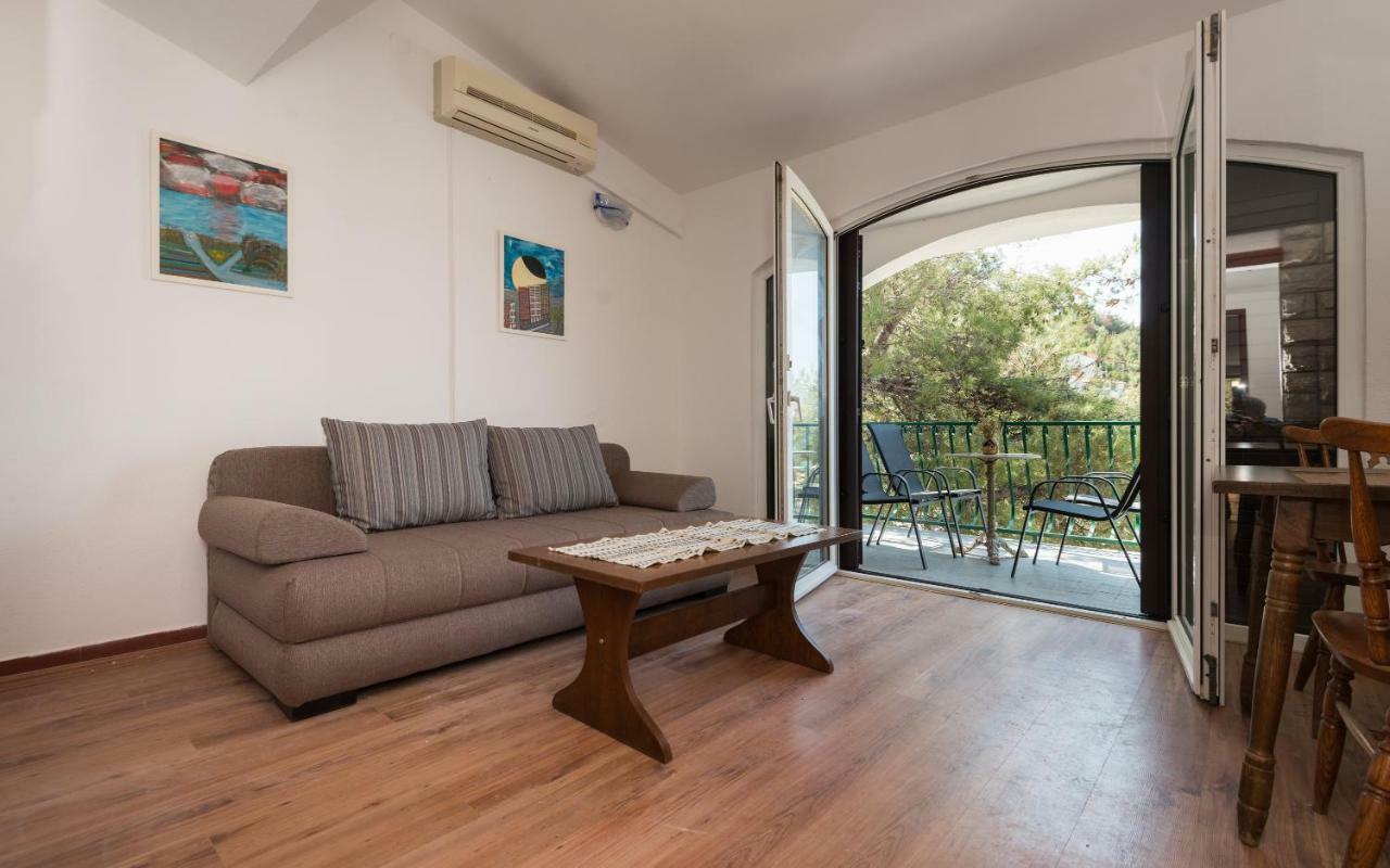 Apartments Azzurro Blace Εξωτερικό φωτογραφία