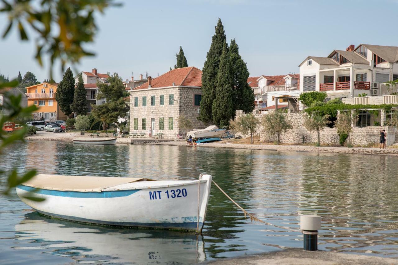 Apartments Azzurro Blace Εξωτερικό φωτογραφία