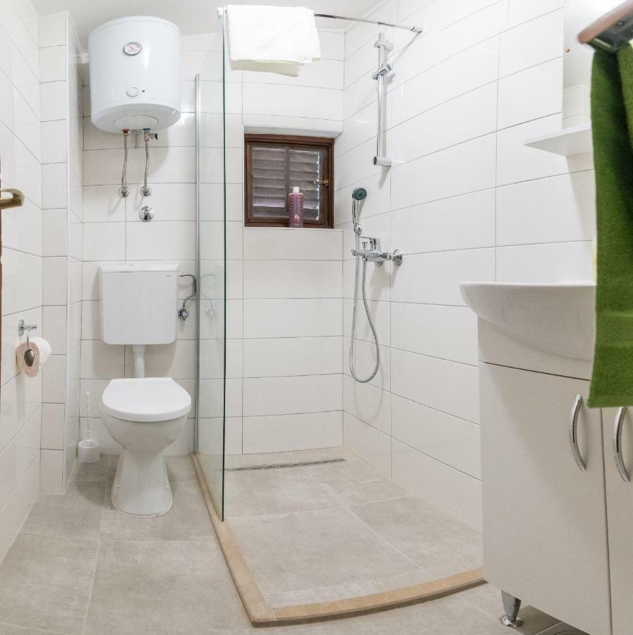 Apartments Azzurro Blace Εξωτερικό φωτογραφία