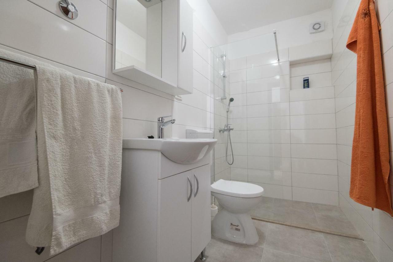Apartments Azzurro Blace Εξωτερικό φωτογραφία